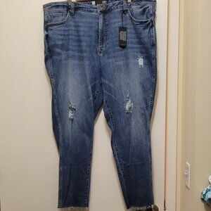 NWT KUT sz20W Catherine Fab Ab distressed mid-rise Boyfriend jeans